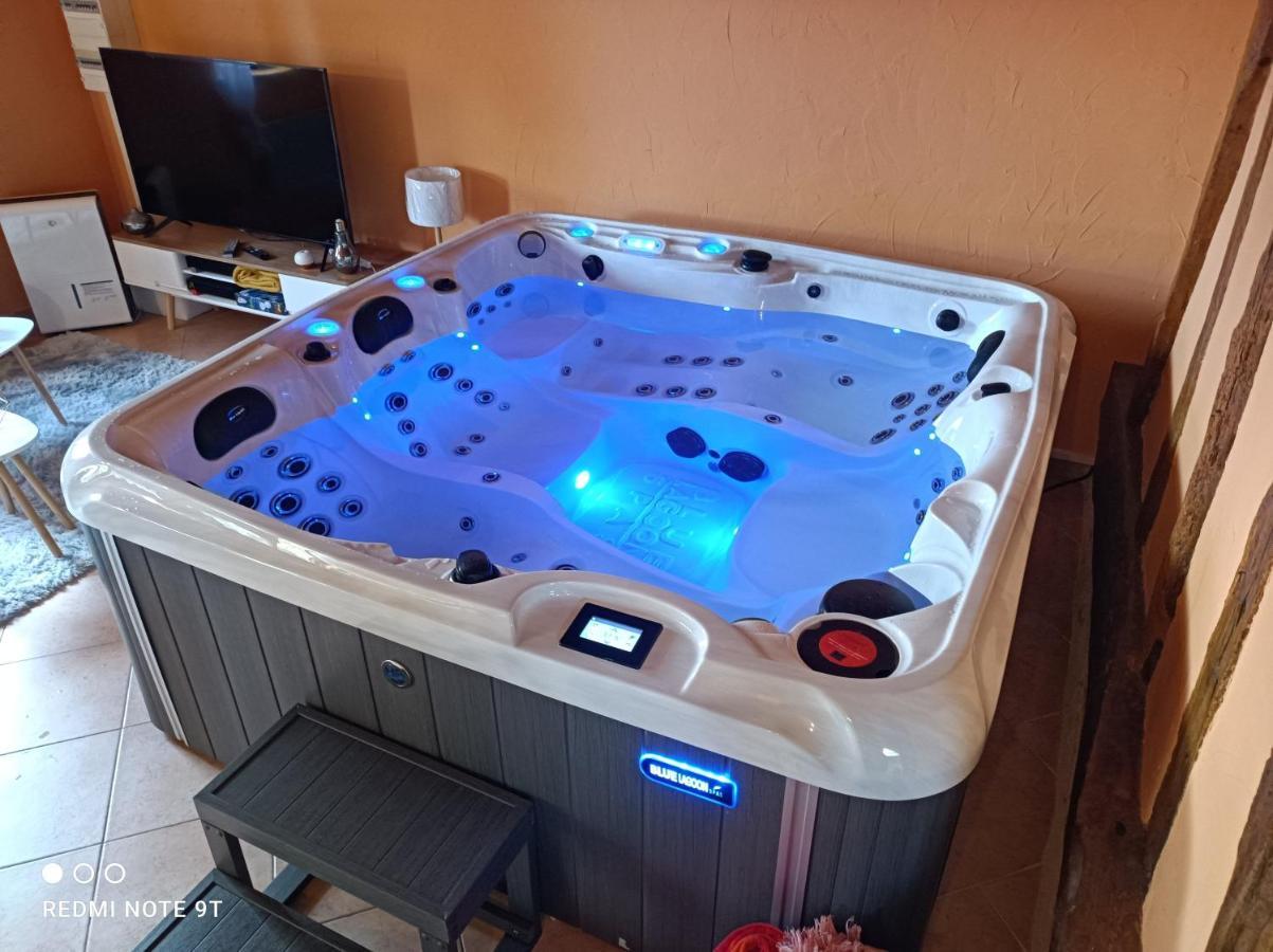 Sauna & Double Jacuzzi Interieur Et Sous Les Etoiles 1H30 Paris Ladon Exterior photo